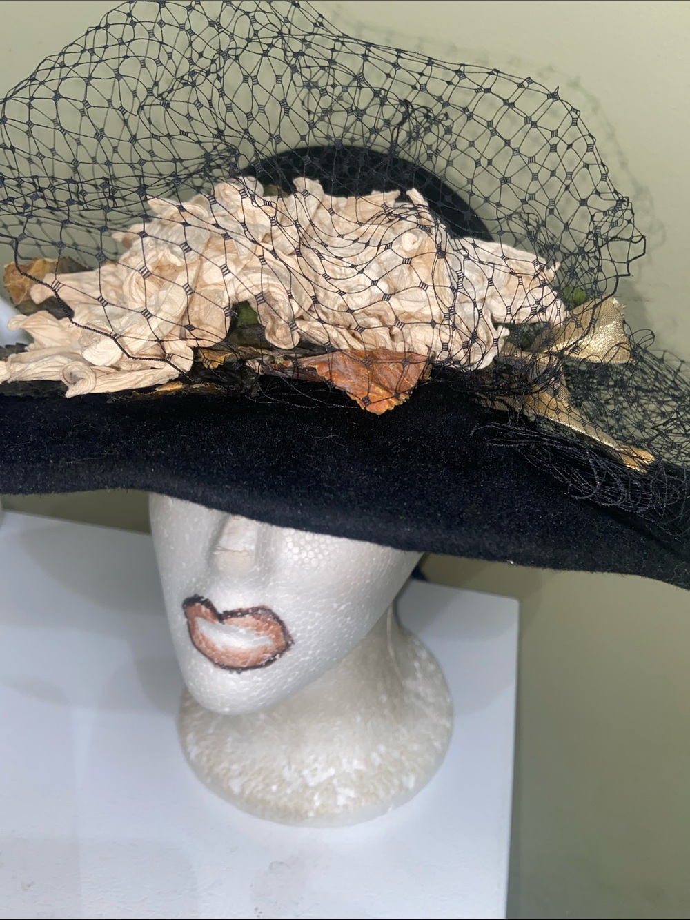 Pretty Dress Hat : Church Hat by Sonni San Francisco